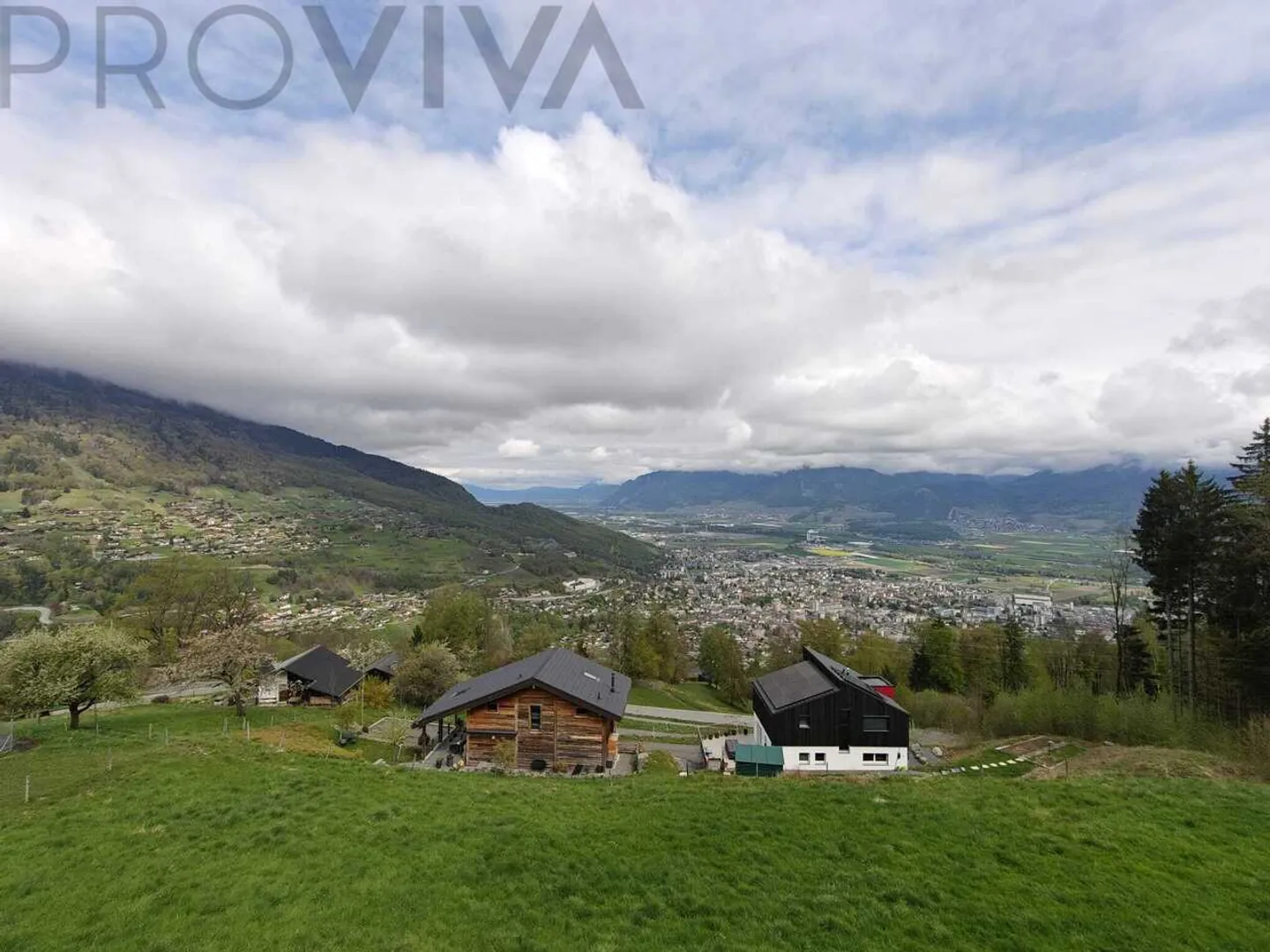 Haus 4,5 Zimmer - Foto 2 von 5