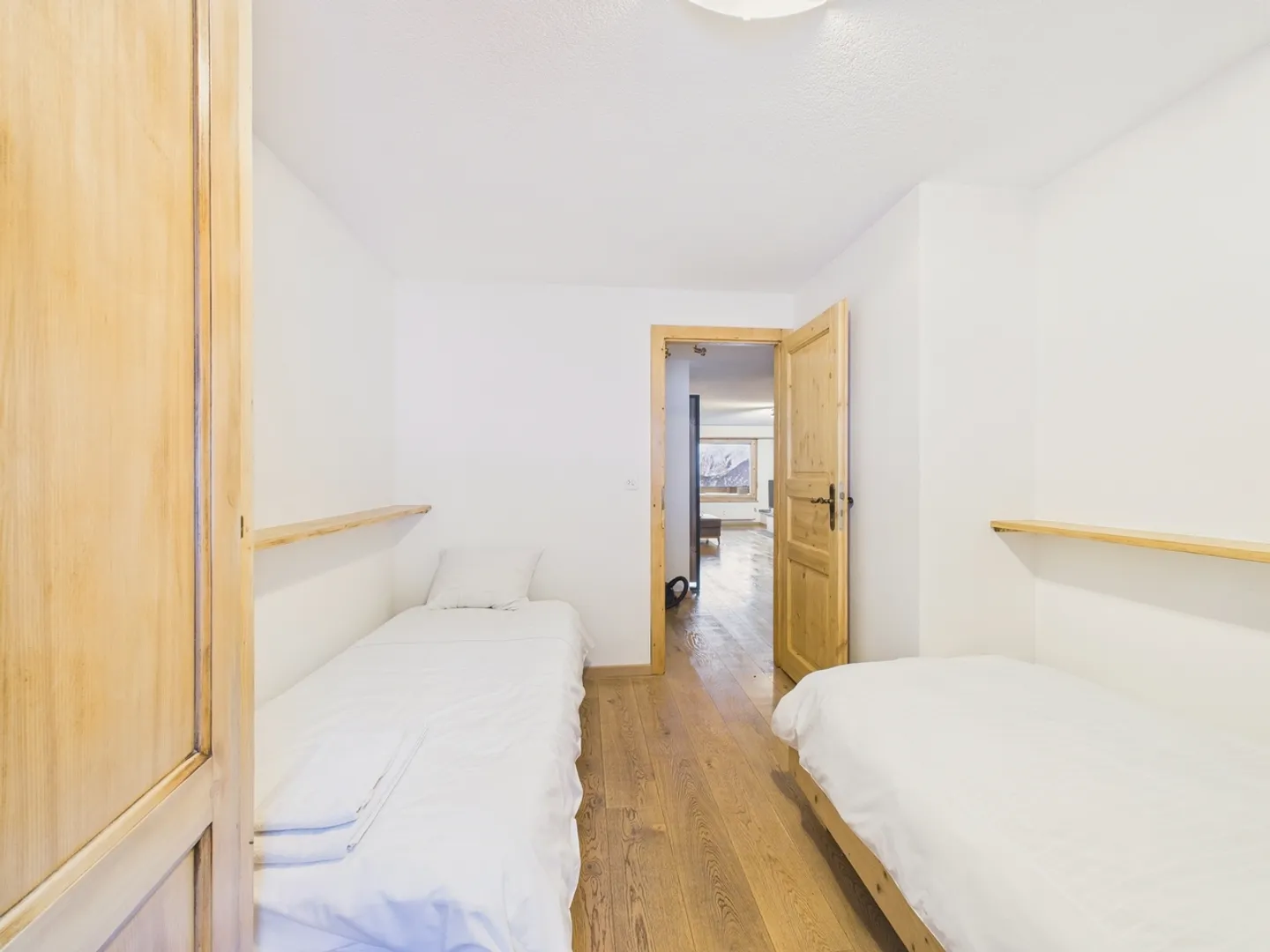 Chic 3.5 rooms - furnished apartment with mountain view in Verbier - Photo 8 of 13