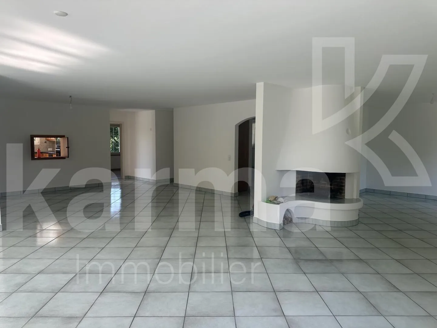 Magnifique villa avec piscine - Photo 6 sur 17