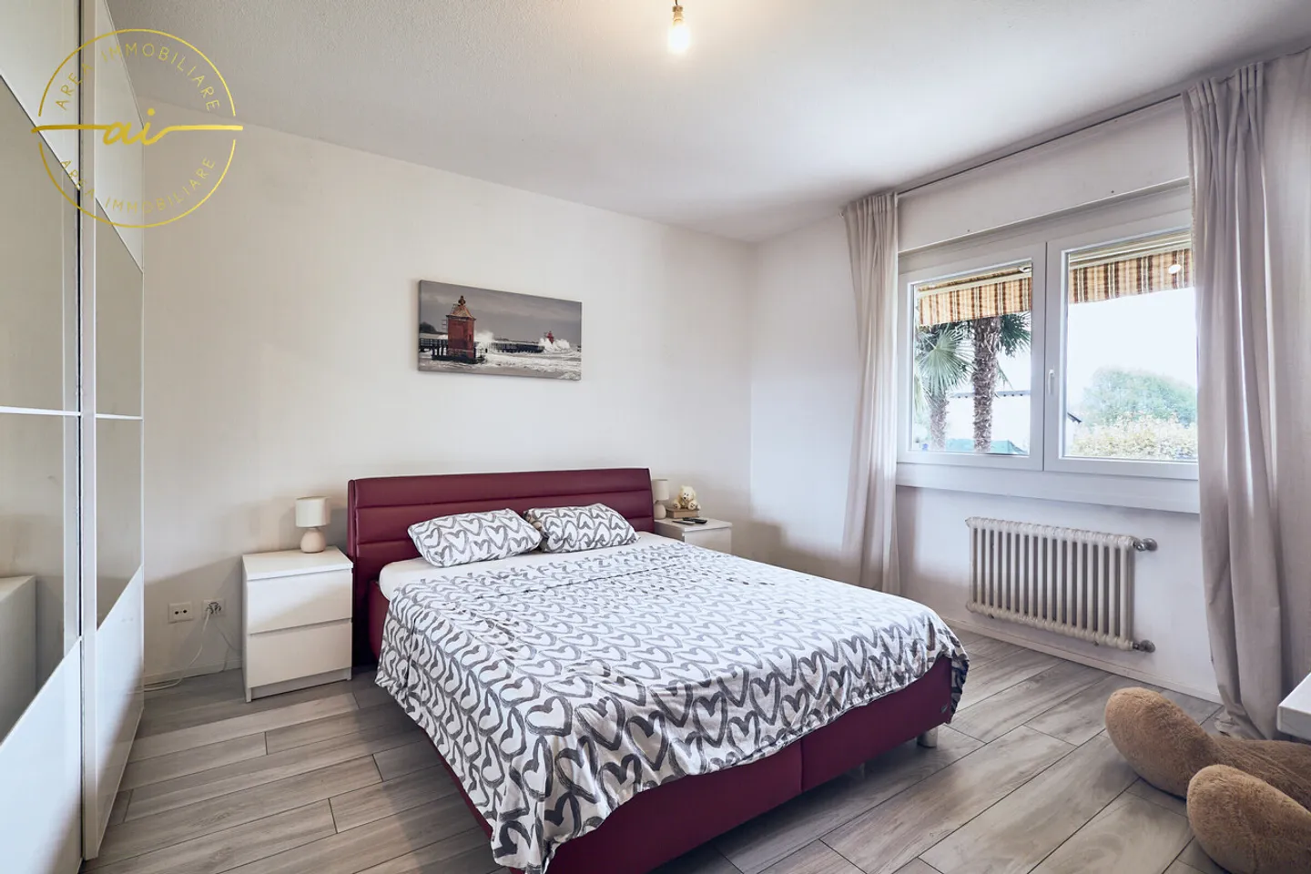 GERÄUMIGES HAUS MIT 3 WOHNEINHEITEN UND 400 MQ GARTEN - Foto 8 von 13