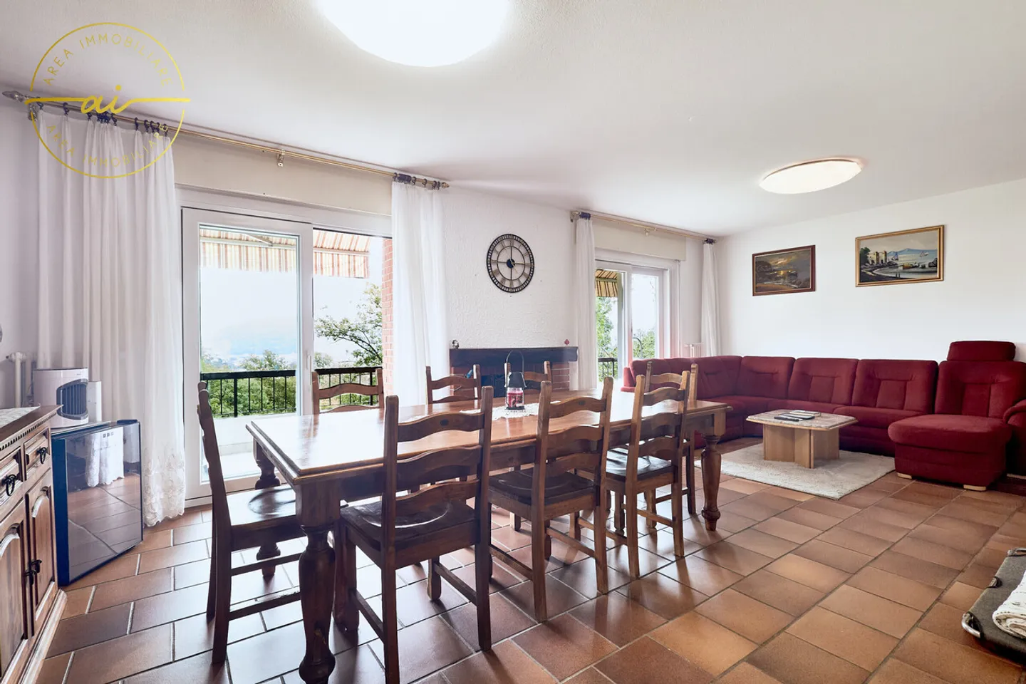 GERÄUMIGES HAUS MIT 3 WOHNEINHEITEN UND 400 MQ GARTEN - Foto 12 von 13