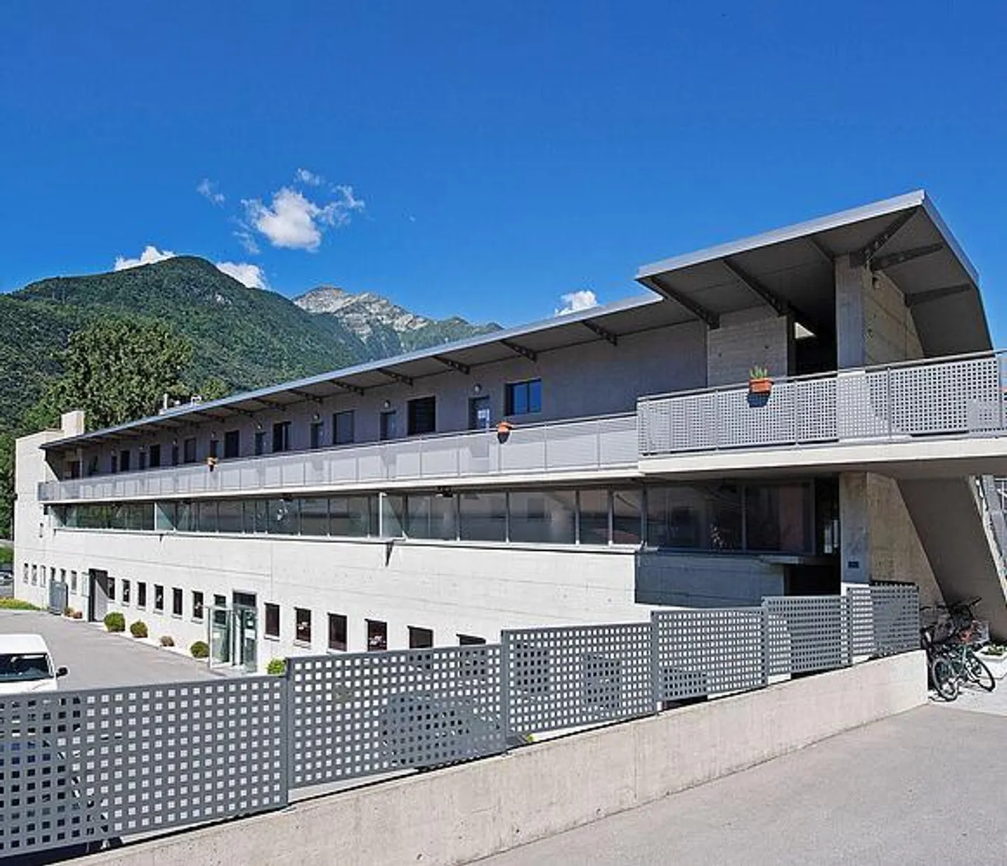 Posti Auto Esterni a Castione - Foto 1 di 1