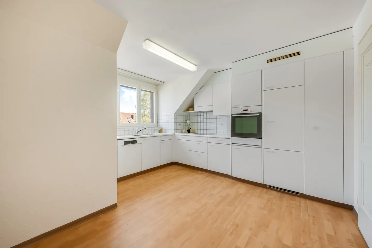 Appartement spacieux 5.5 pièces - Photo 6 sur 10