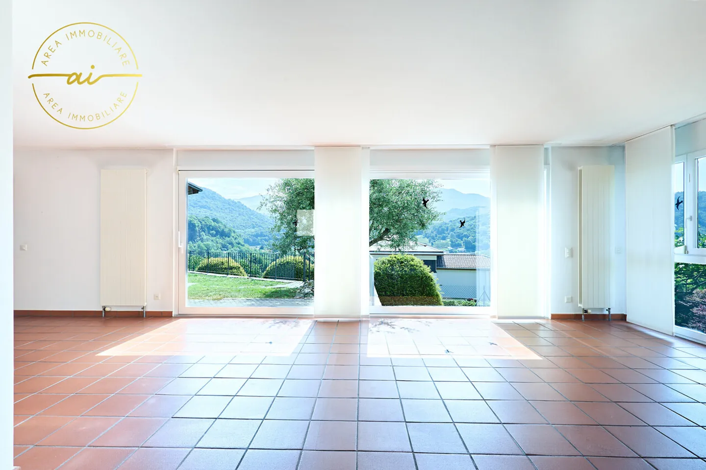 VILLA MIT GETRENNTEM STUDIO UND WUNDERSCHÖNEM GARTEN - Foto 11 von 13