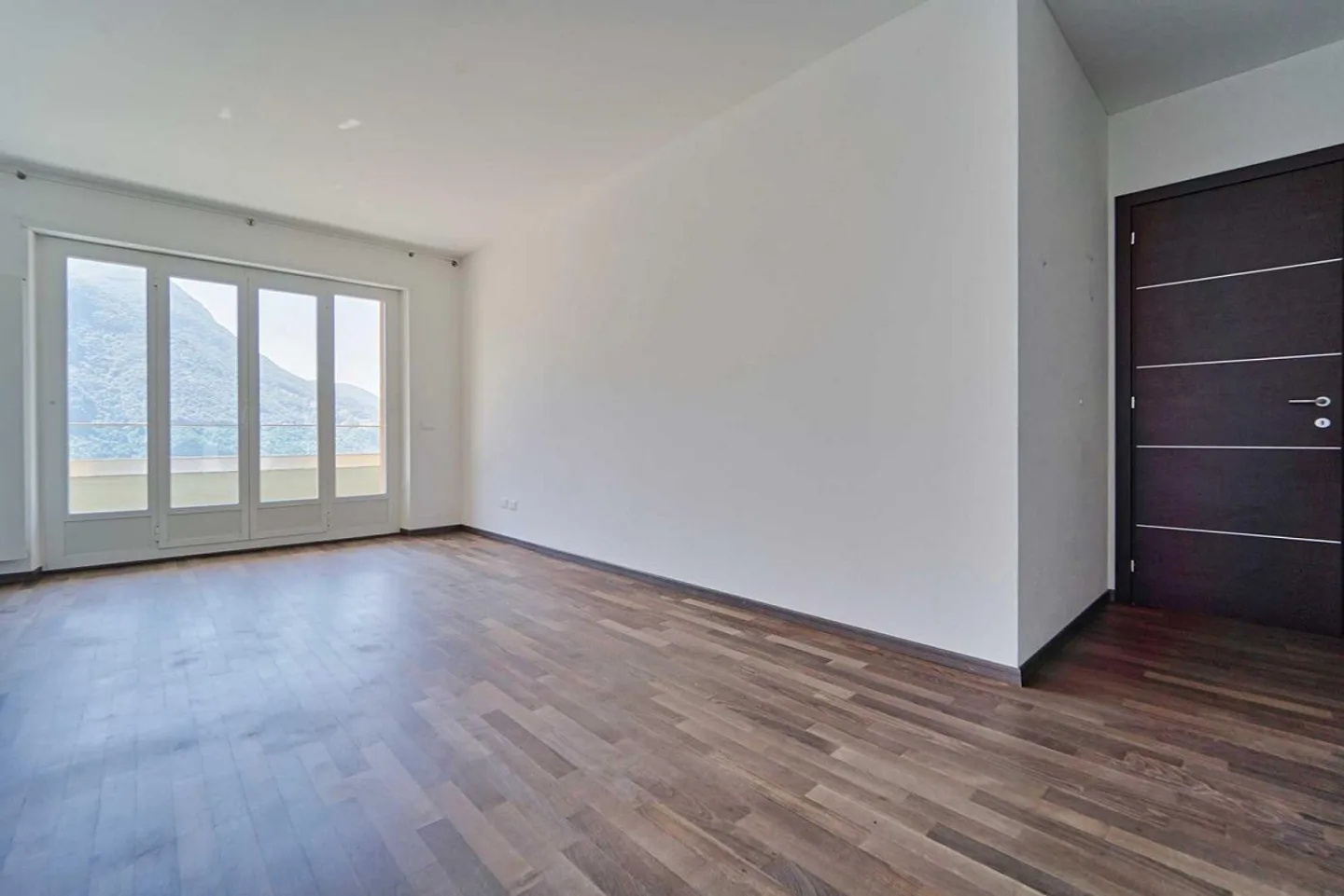 ACCOGLIENTE APPARTAMENTO A CASTAGNOLA CON SPLENDIDA VISTA LAGO | CO... - Photo 6 of 8