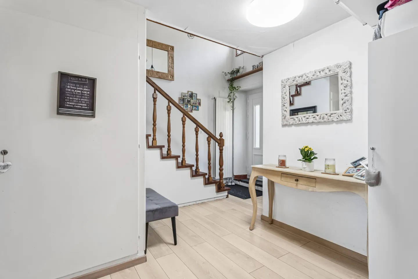 6,5-Zimmer-Haus mit atemberaubendem Blick auf das Schloss und die Landschaft - Foto 6 von 15