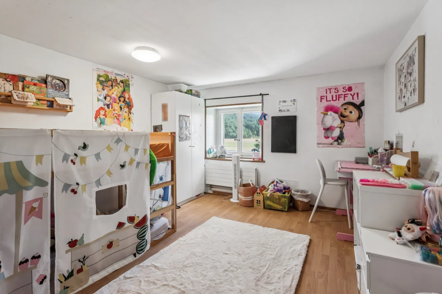 6,5-Zimmer-Haus mit atemberaubendem Blick auf das Schloss und die Landschaft - Foto 10 von 15