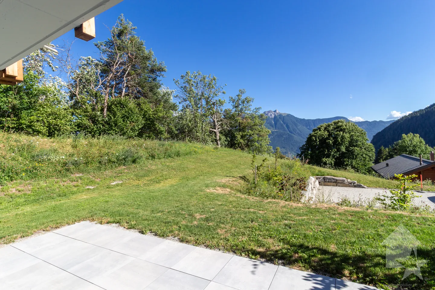 «Appartement 2.5 pièces neuf en résidence secondaire avec terrasse» - Photo 1 sur 13