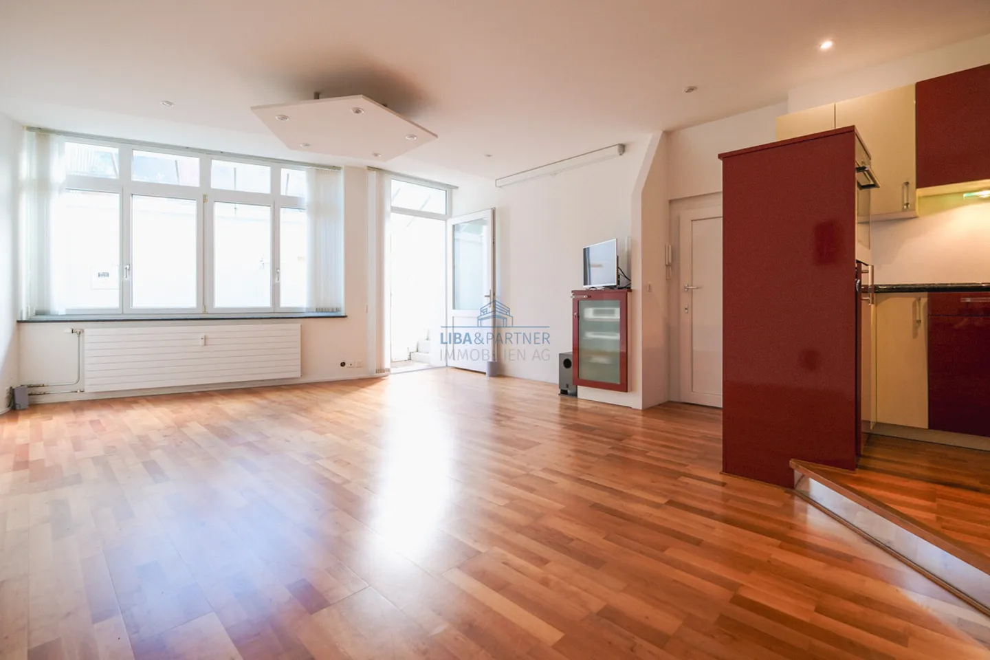 Studio for sale - Photo 3 of 10