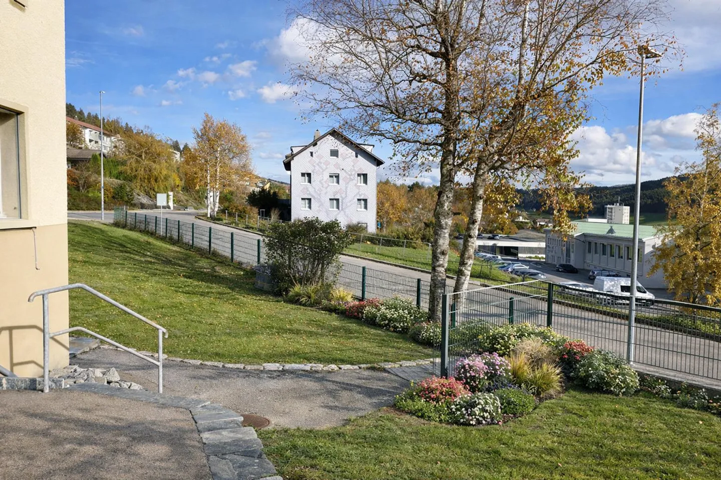 Renovierte 90 m² Wohnung in ruhiger Lage - Foto 8 von 11