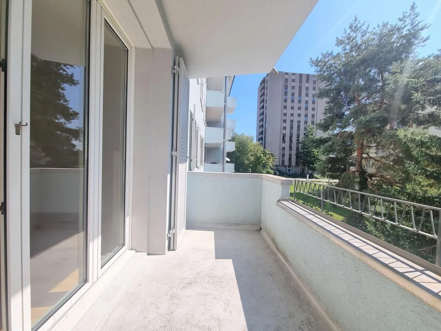 Beautiful apartment in a green location in Grenchen - Photo 6 of 9