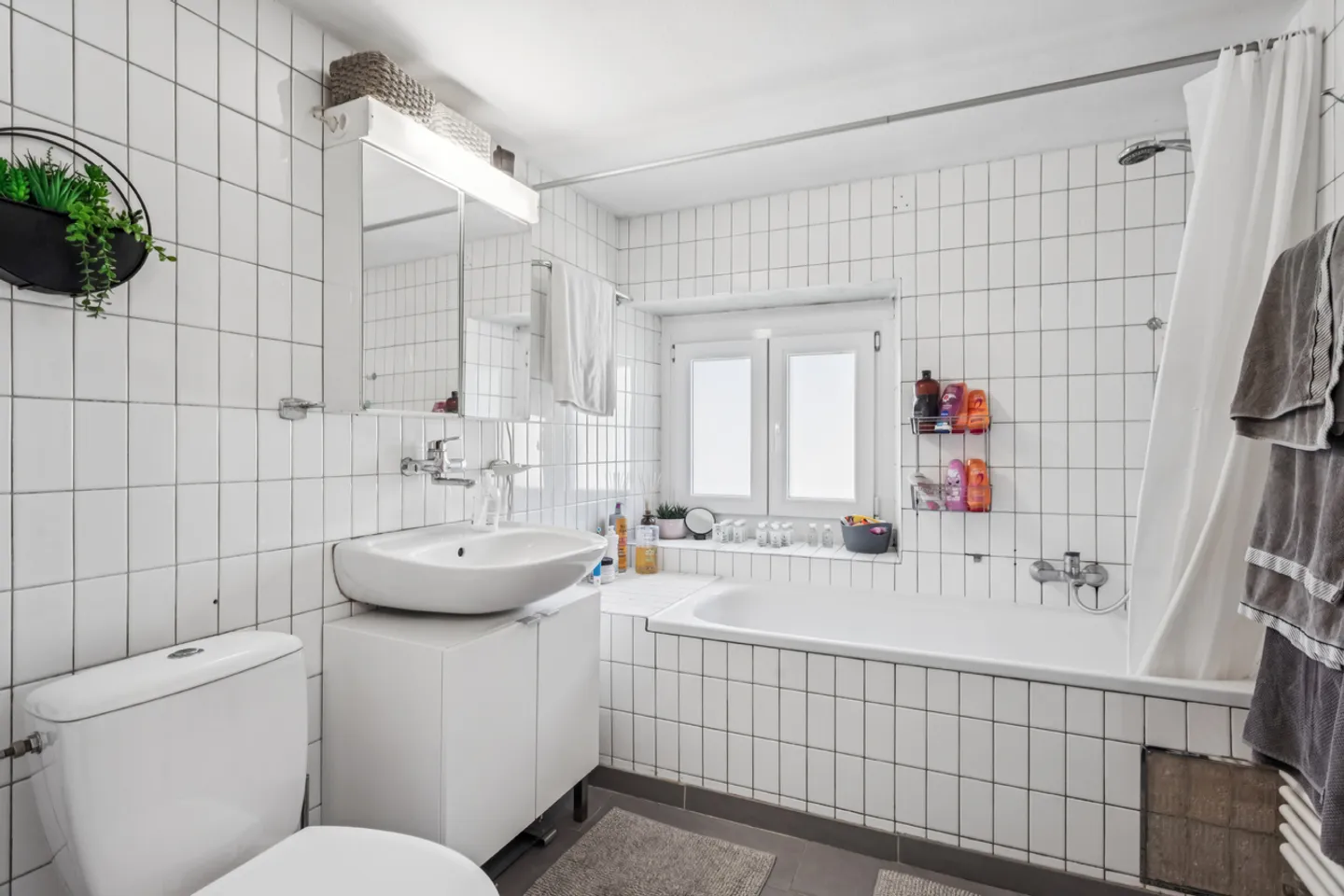 6,5-Zimmer-Haus mit atemberaubendem Blick auf das Schloss und die Landschaft - Foto 11 von 15