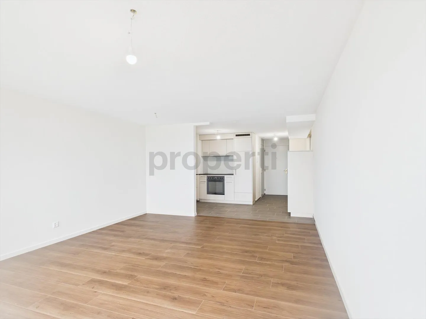 Wohnung mieten - Foto 2 von 9