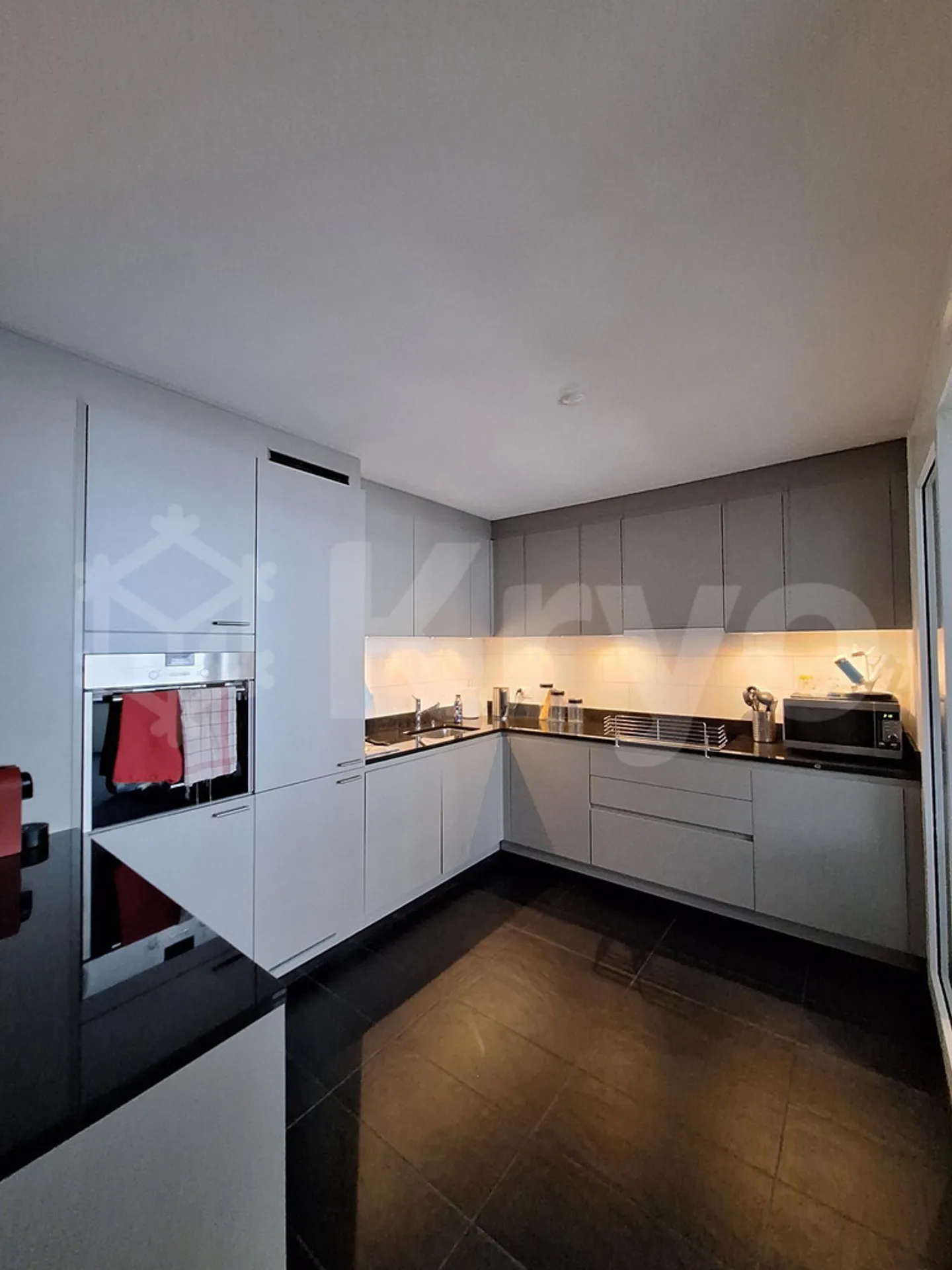 Charming 3.5-room apartment in the heart of Clarens - Photo 1 of 10