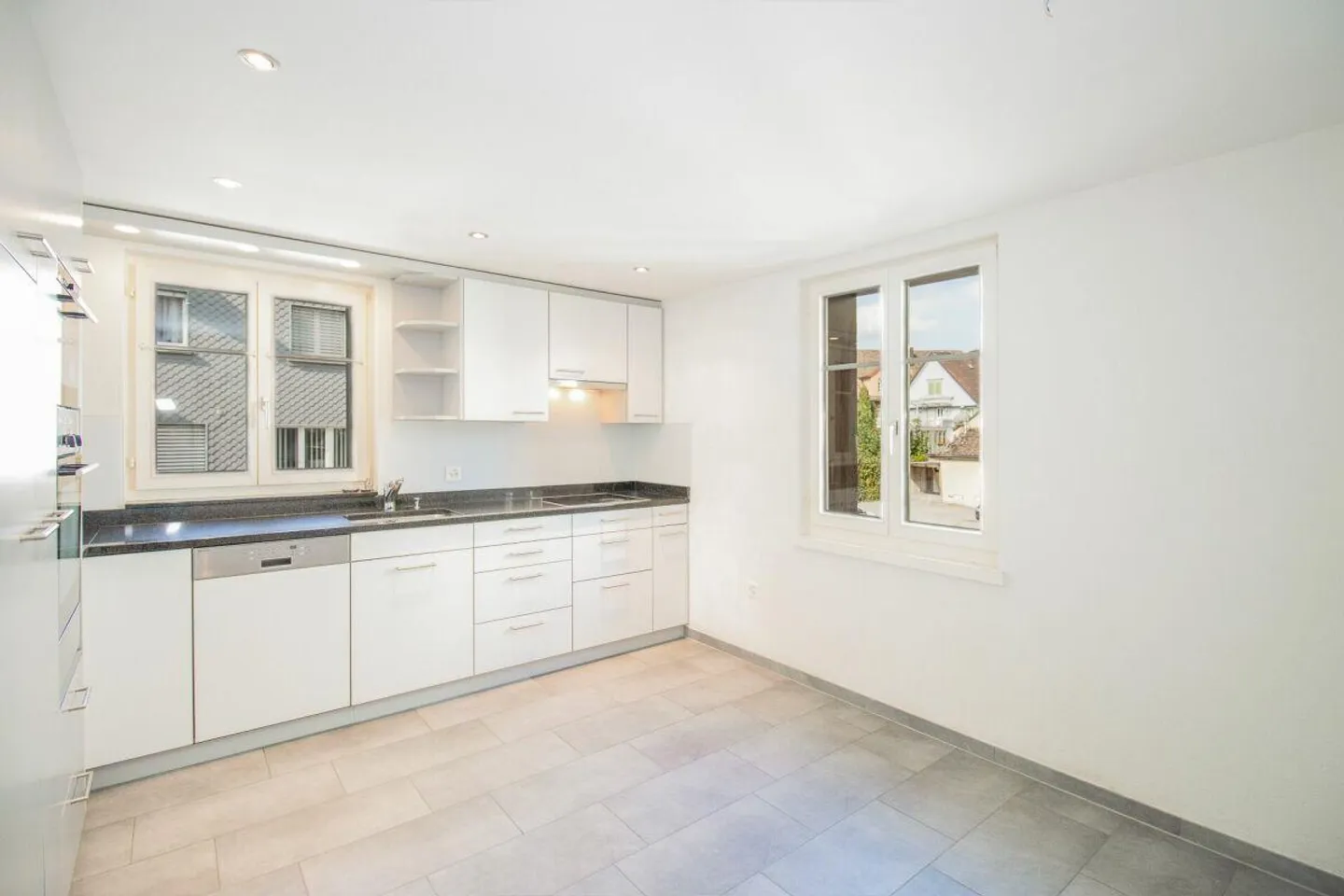 Living in the center of Gossau - Unbeatable price-performance ratio - Photo 2 of 15