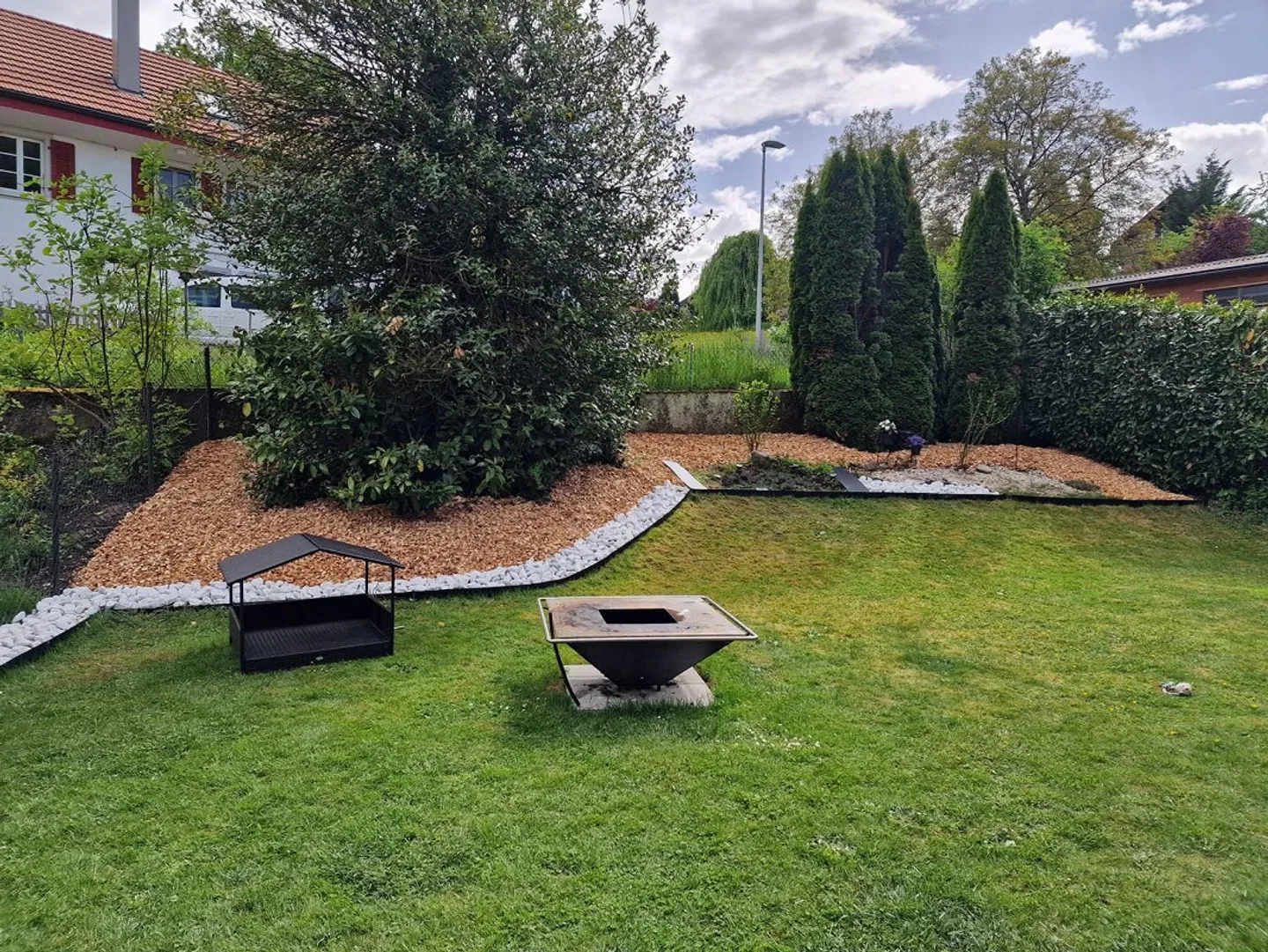 Gemütliches Duplex mit Garten und Cheminée - Foto 1 von 13