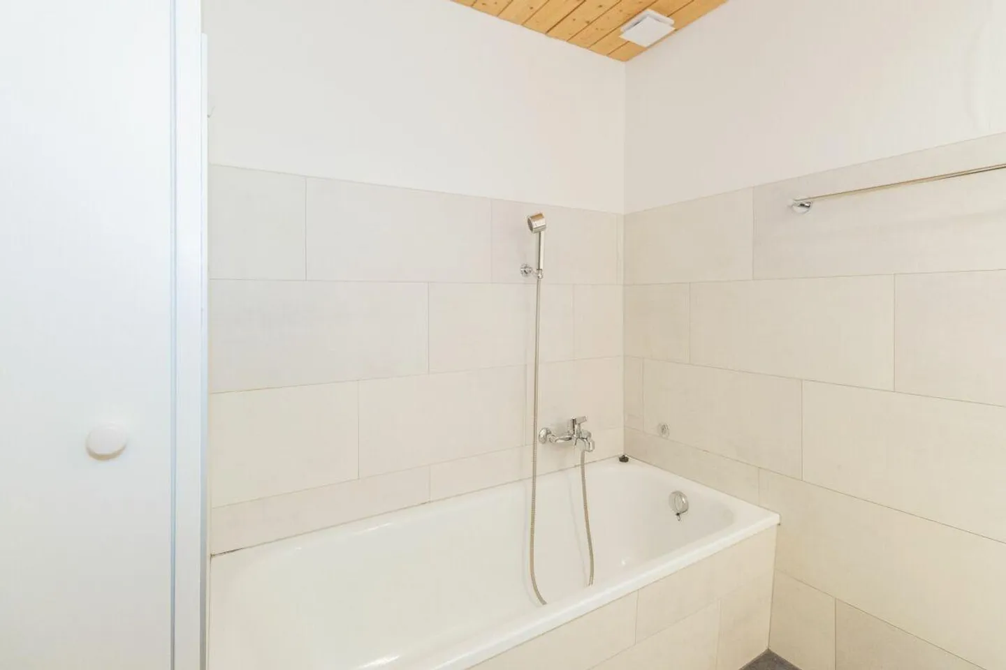 Living in the center of Gossau - Unbeatable price-performance ratio - Photo 10 of 15