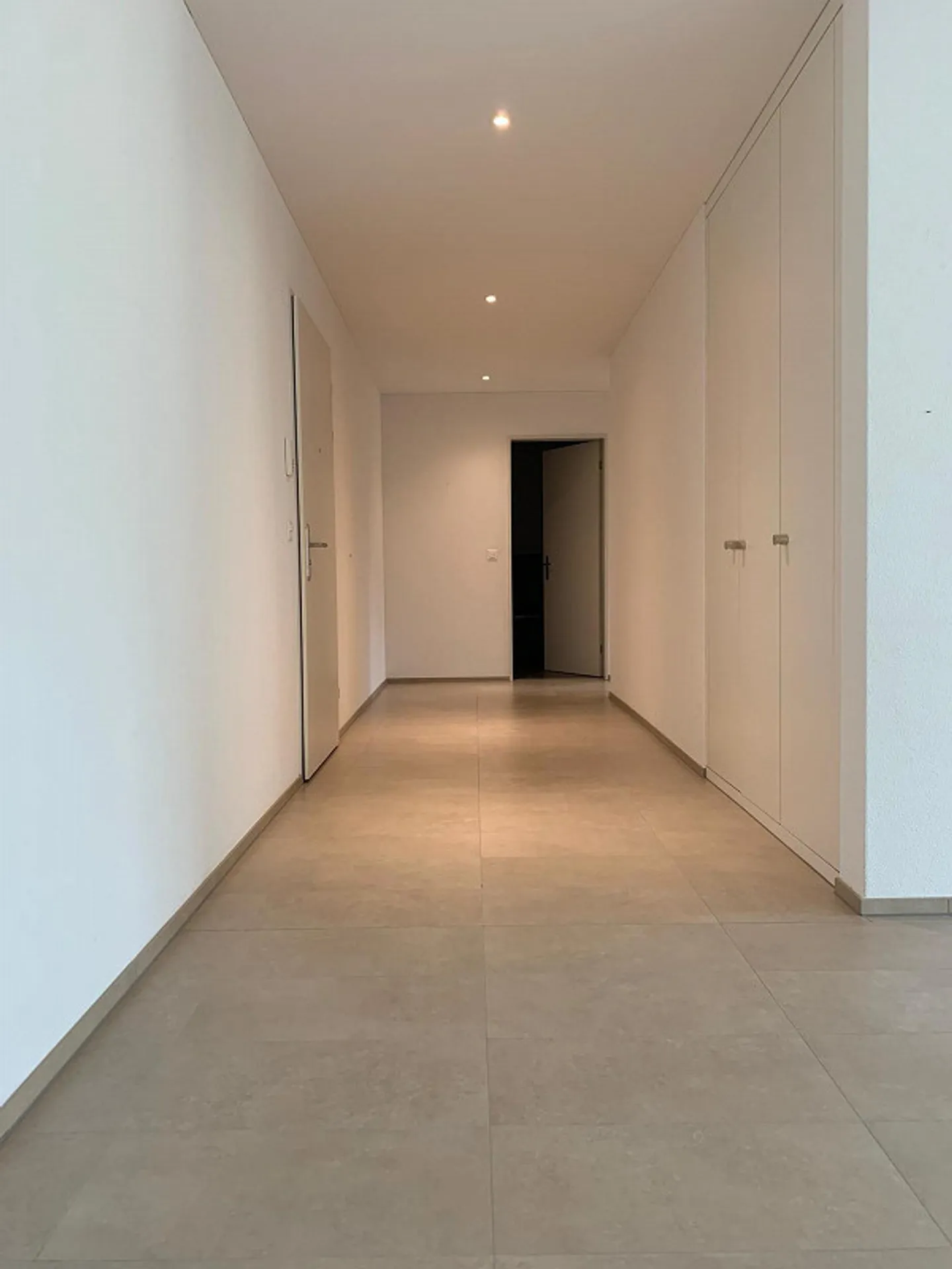 Modern and spacious 3½-room apartment - Photo 8 of 9