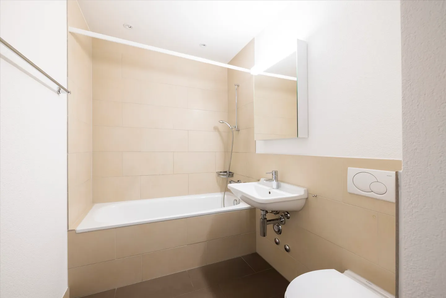 Dreamlike Apartment in Sargans! - Photo 4 of 7