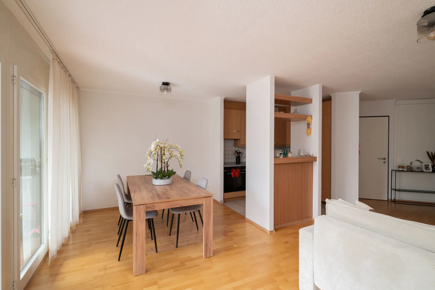 Bright Apartment - Nyon - Photo 2 of 8