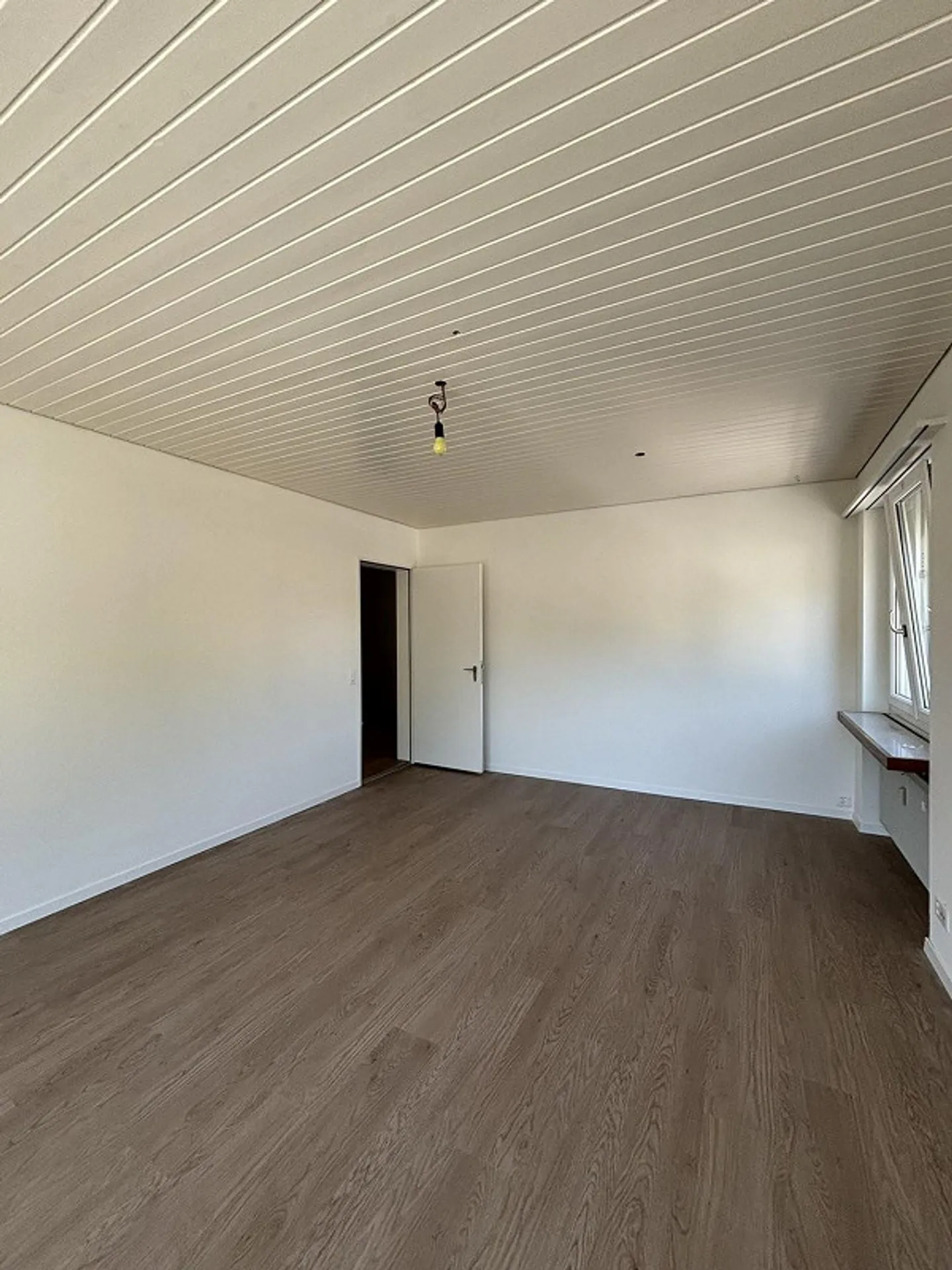 In posizione centrale a Oberdorf affittiamo un appartamento di 4 stanze al 2° piano - Foto 4 di 12