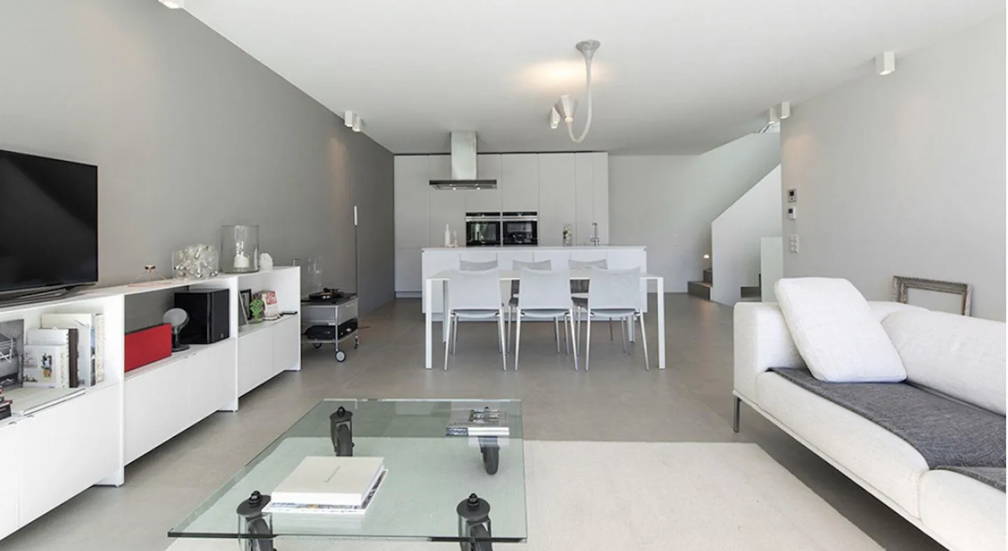 SPACIOUS DUPLEX WITH GARDEN AND GREEN VIEW | SPAZIOSO DUPLEX CON GI... - Photo 5 of 7