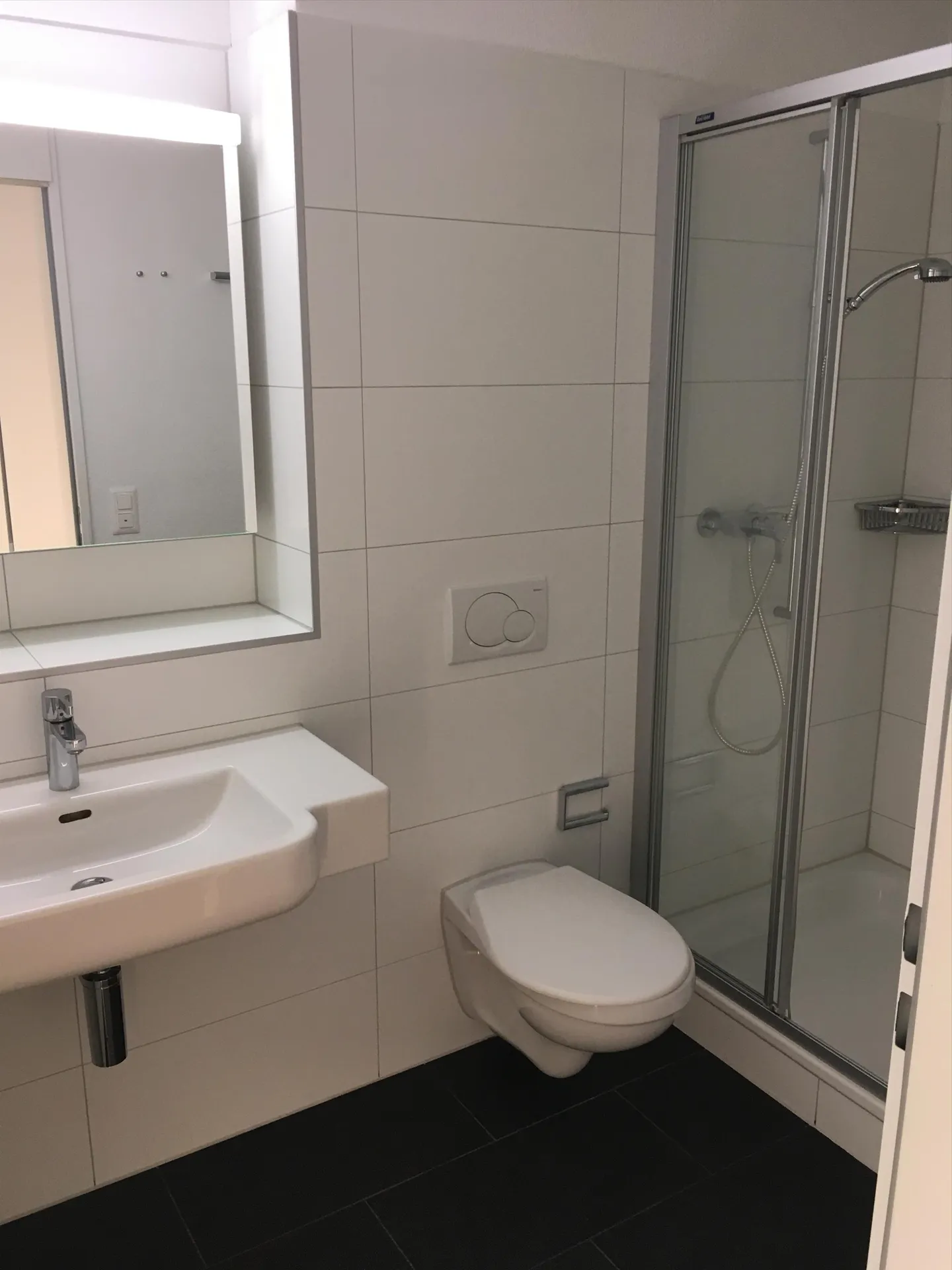 Modernes Apartment in Lyss - Foto 4 von 6