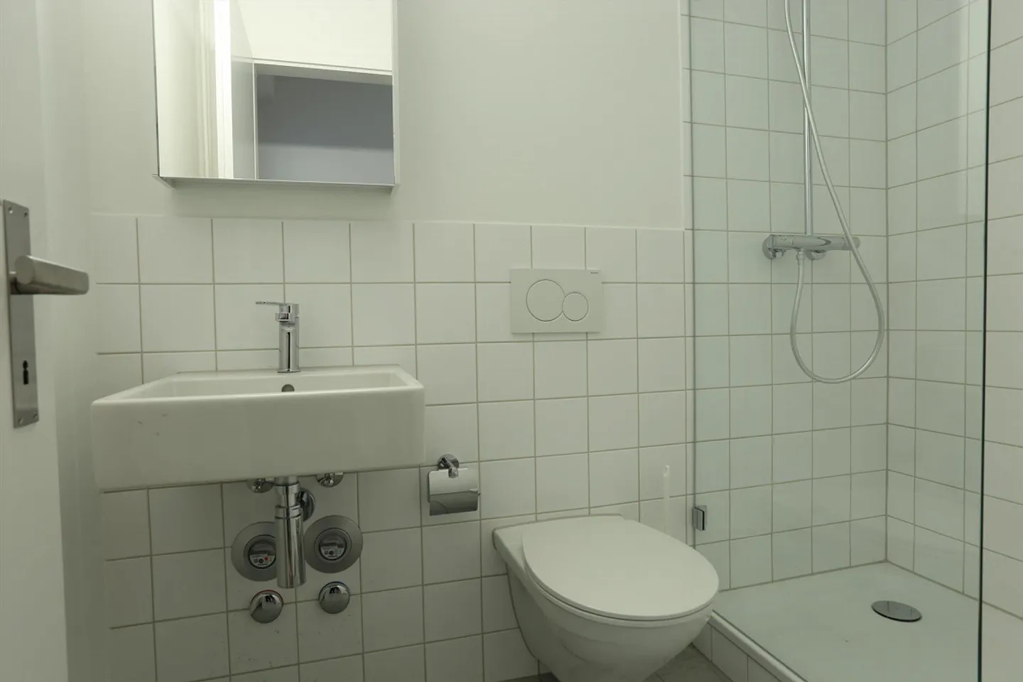 Appartamento 1 camera ristrutturato vicino alla stazione SBB - Foto 3 di 3