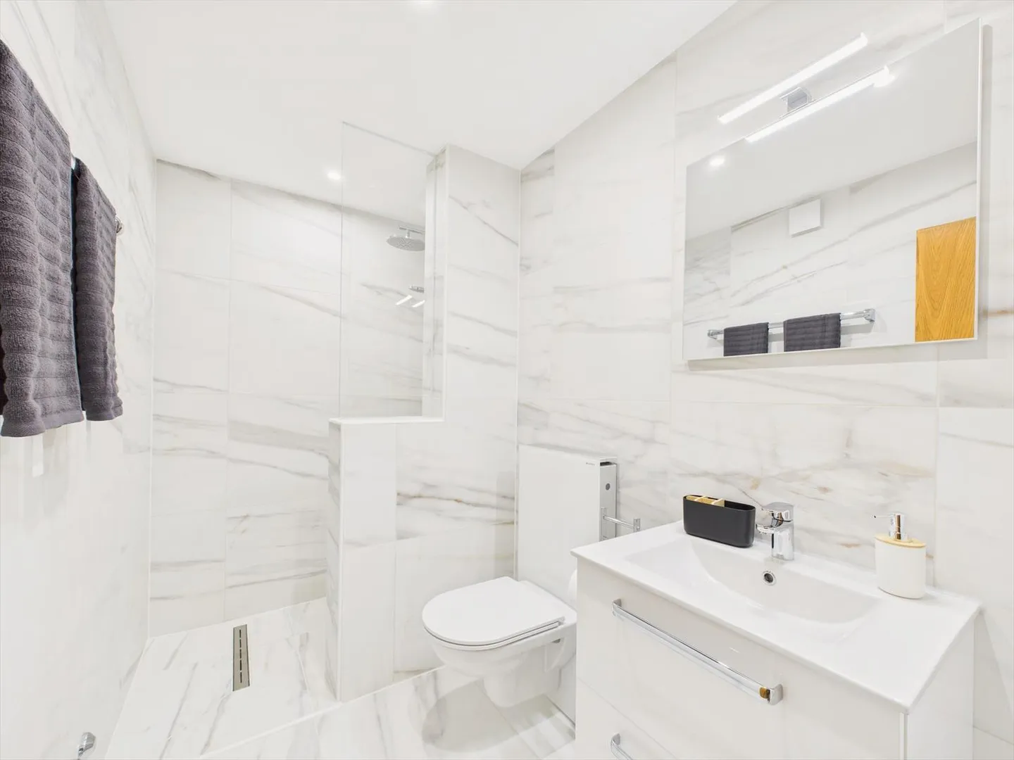 Modern 1-room serviced apartment in Meilen - All inclusive. - Photo 4 of 6