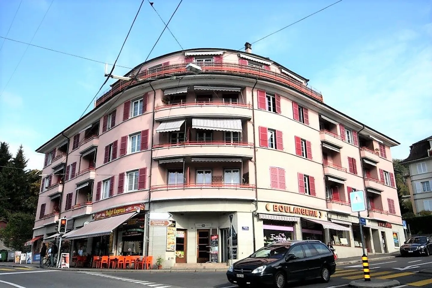 Place ouverte - Photo 1 sur 2