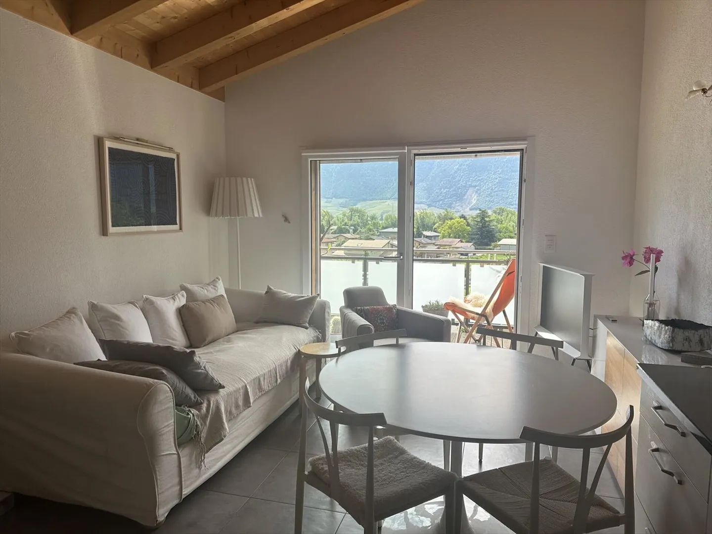 Magnificent 2.5-room duplex apartment in Fully - Photo 1 of 8