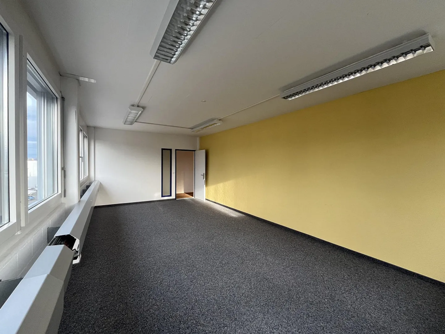 Modernes Büro zu vermieten - Foto 3 von 30