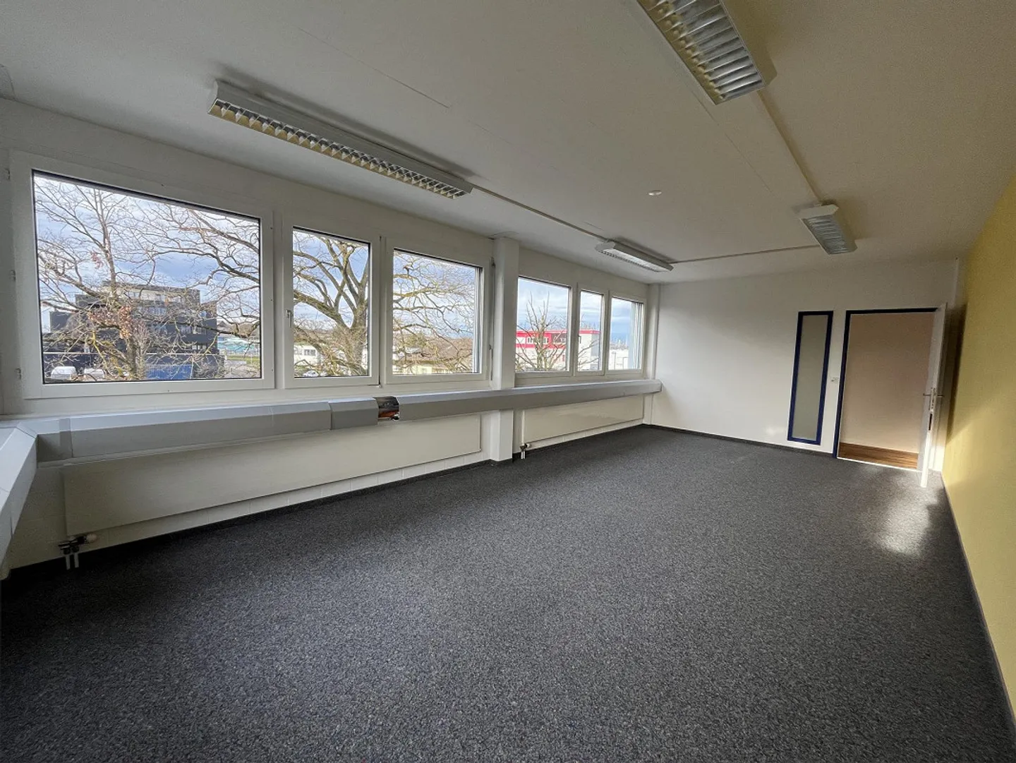 Modernes Büro zu vermieten - Foto 2 von 30