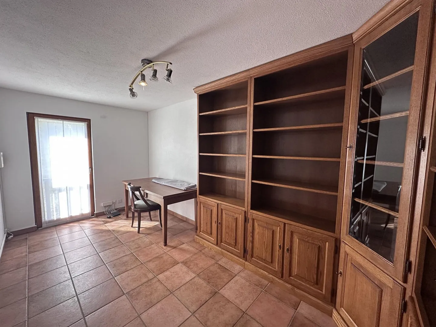 SPECTACULAR AND SPACIOUS SEMI-DETACHED HOUSE IN CADRO - Photo 11 of 13