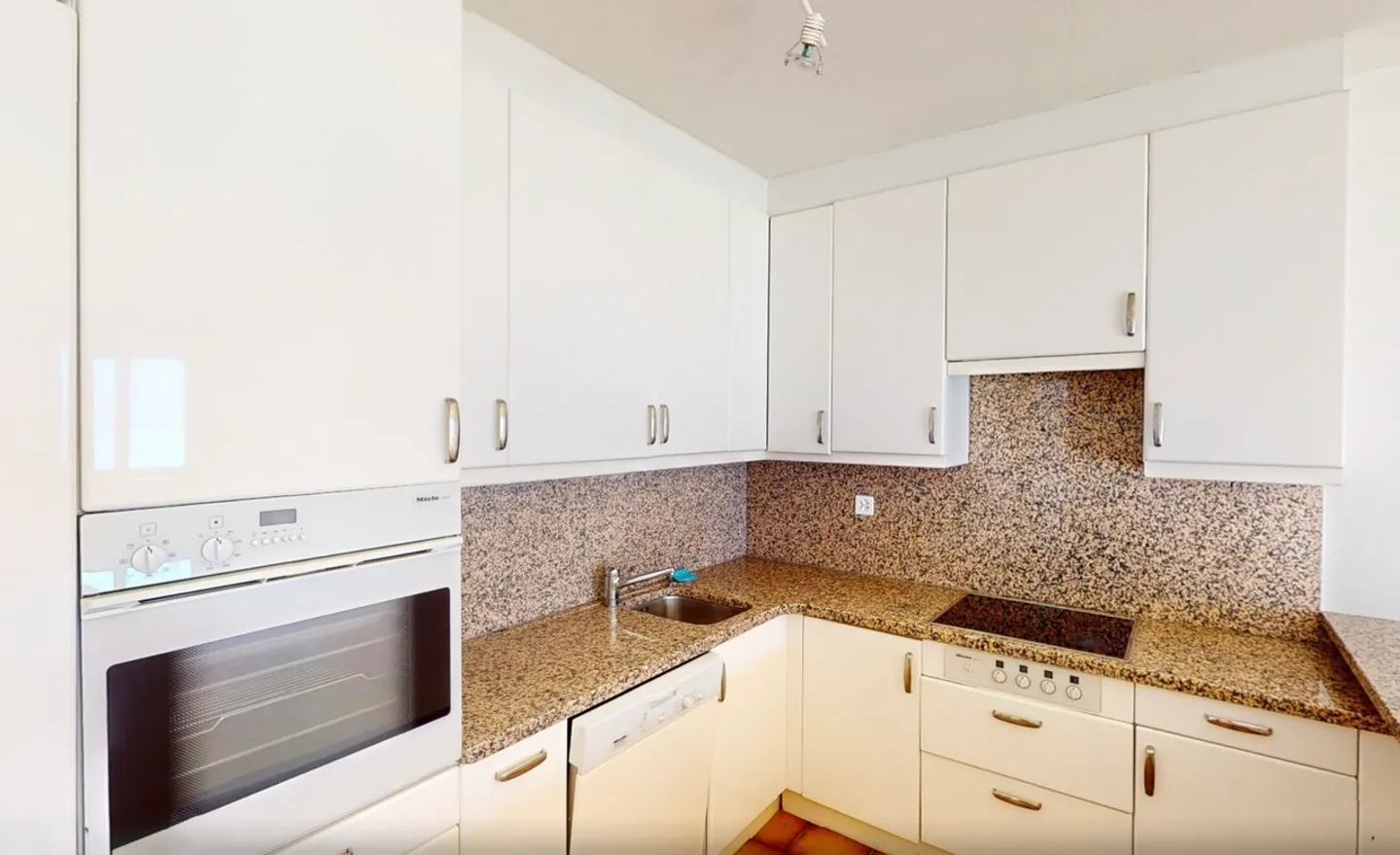 Appartement 4,5 pièces dans un emplacement de rêve - Photo 6 sur 22