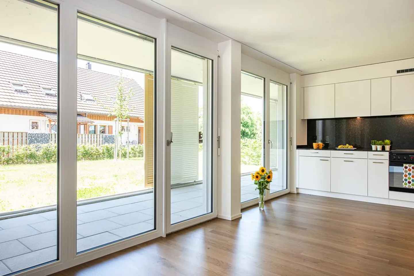 Bellissimo appartamento di 3,5 stanze a Flaach! - Foto 3 di 10