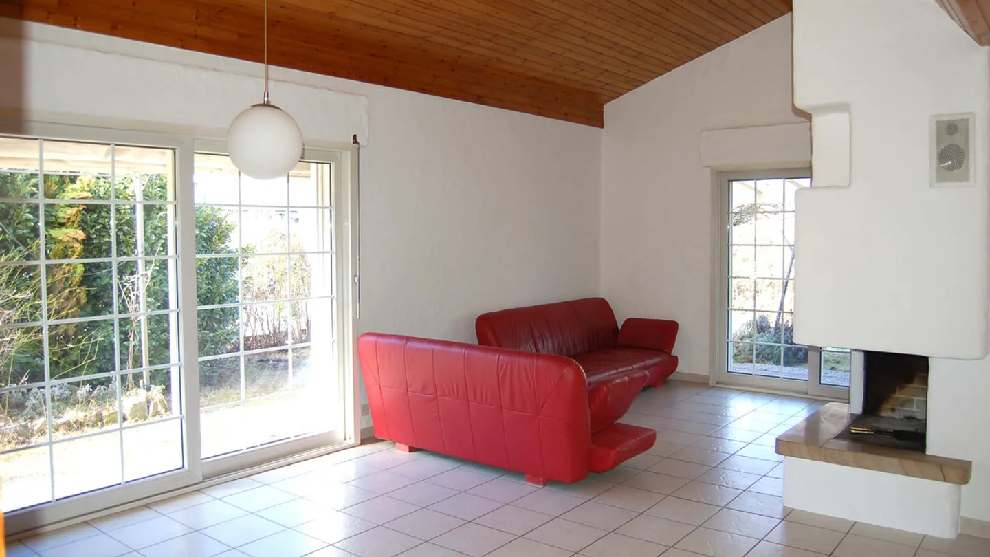A LOUER VILLA DE CHARME SUR UN NIVEAU A SION - Photo 4 sur 10