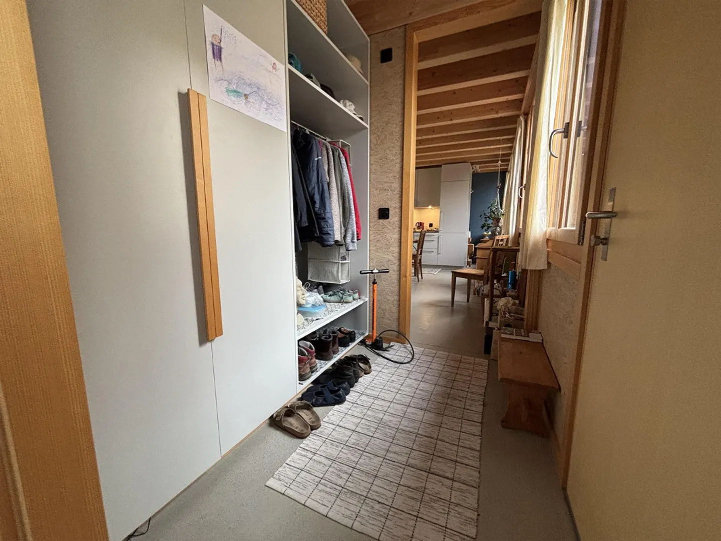 Appartamento 4.5 stanze in un tranquillo quartiere residenziale - Foto 2 di 15