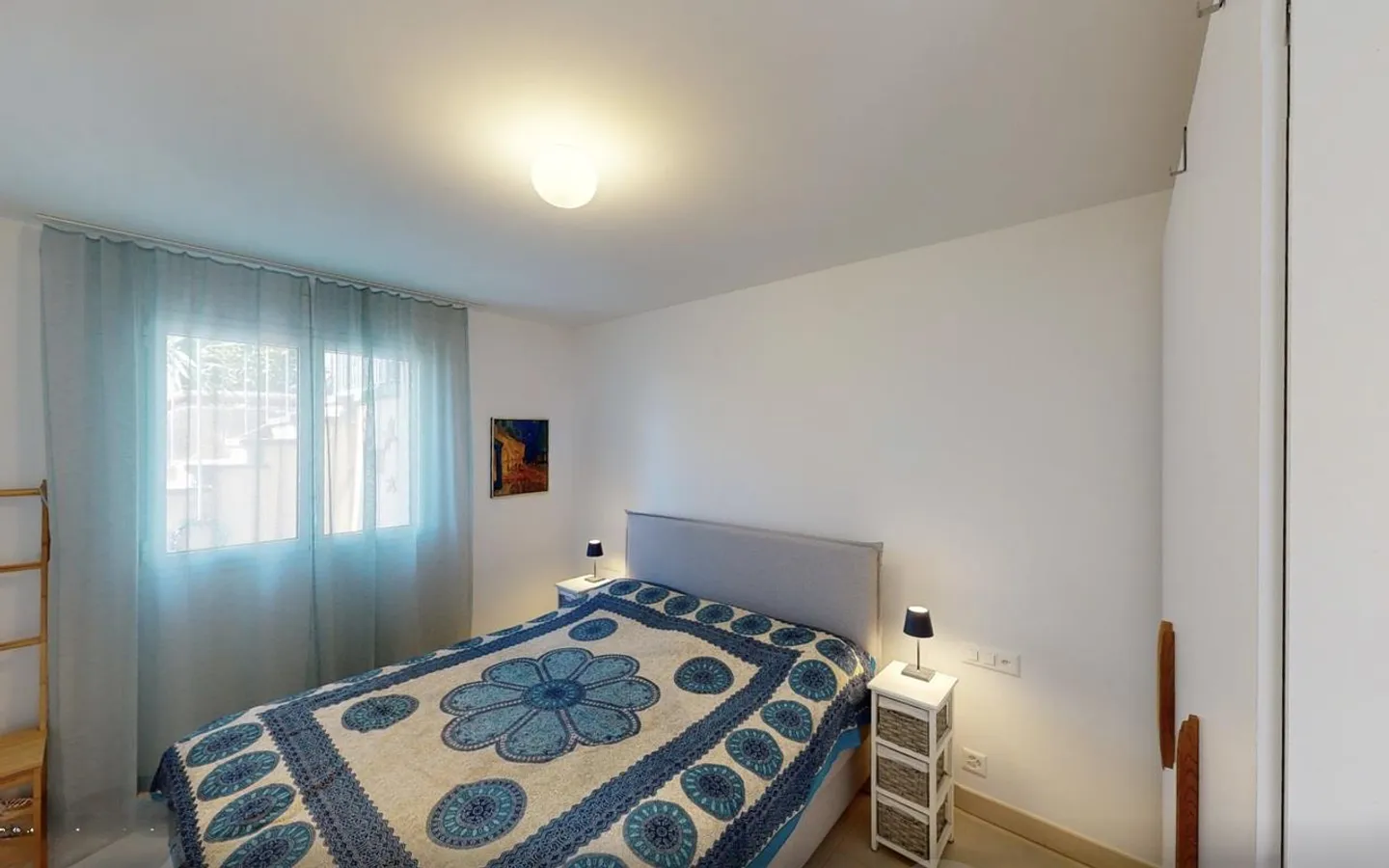 Elegante appartamento con una spaziosa oasi esterna e piscina - Foto 16 di 23