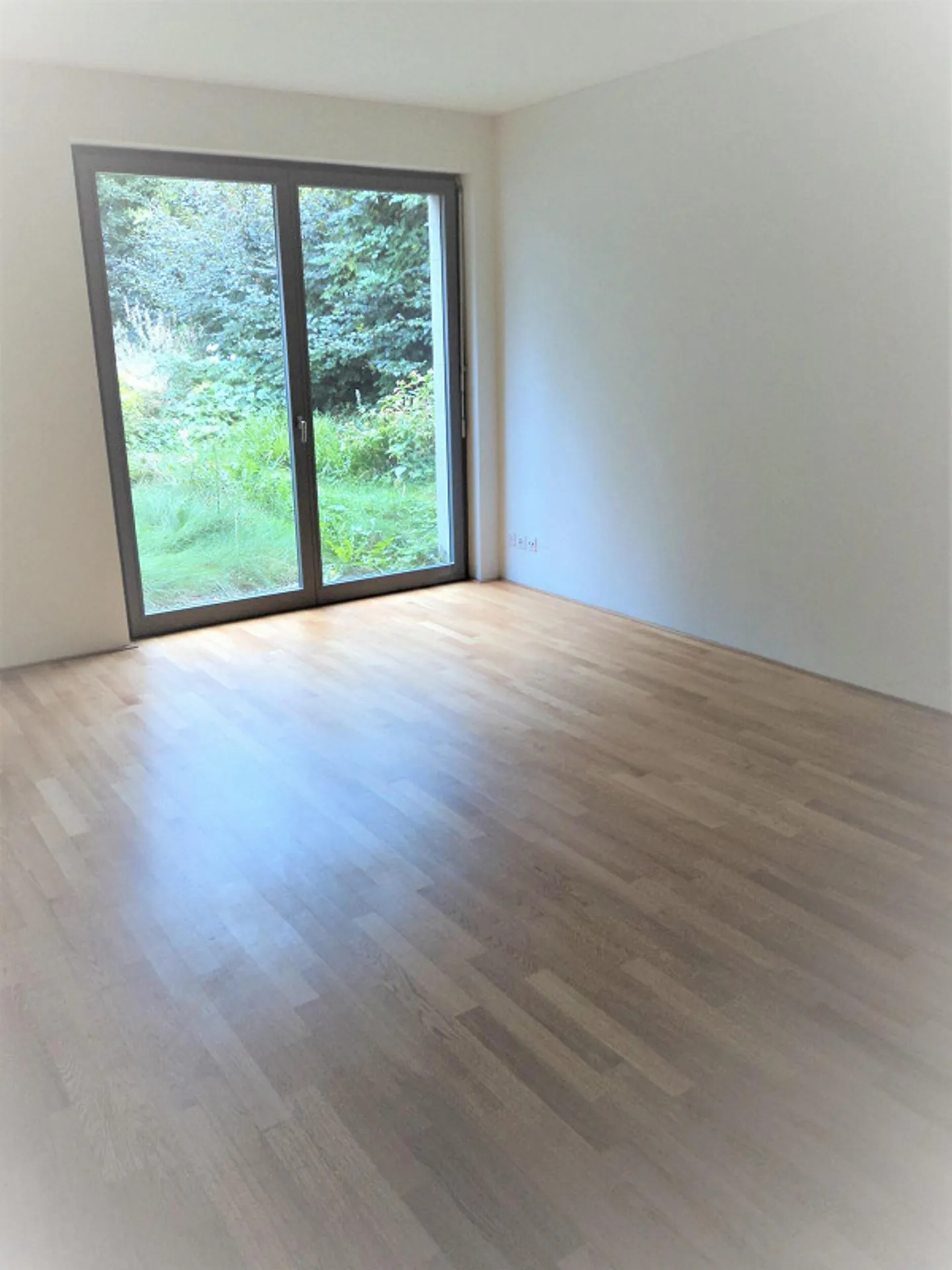 Exclusive, spacious garden apartment on the Bruderholz - Photo 6 of 9