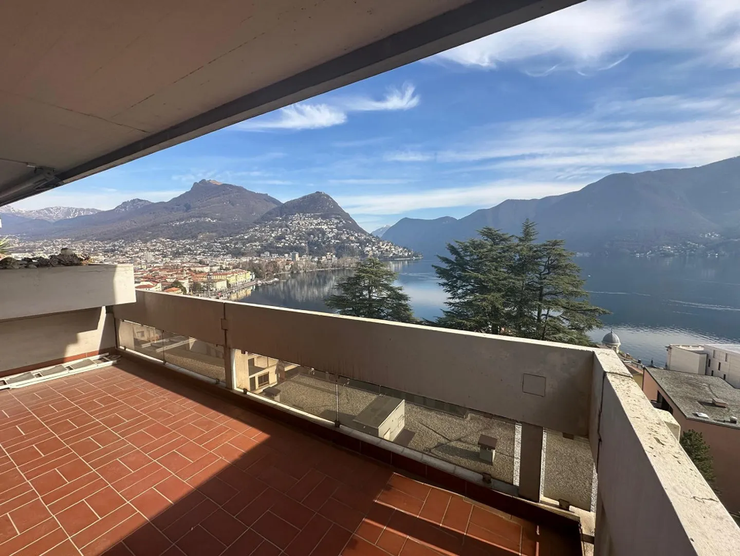3.5-room apartment with magnificent lake view - Photo 2 of 7