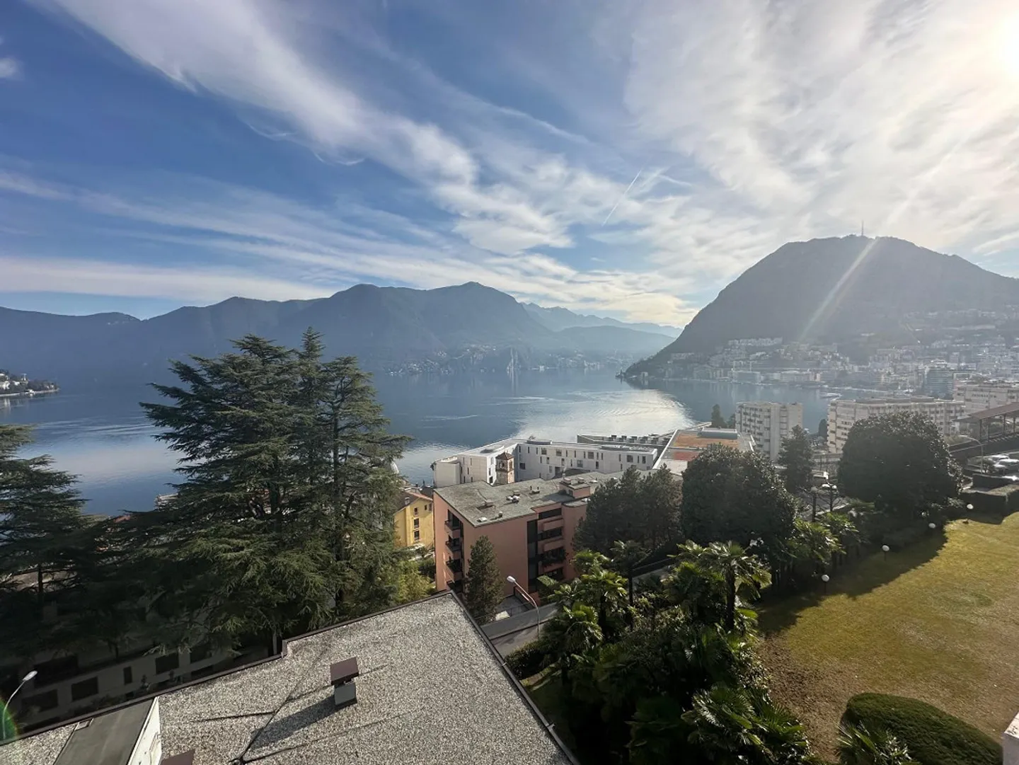 3.5-room apartment with magnificent lake view - Photo 3 of 7