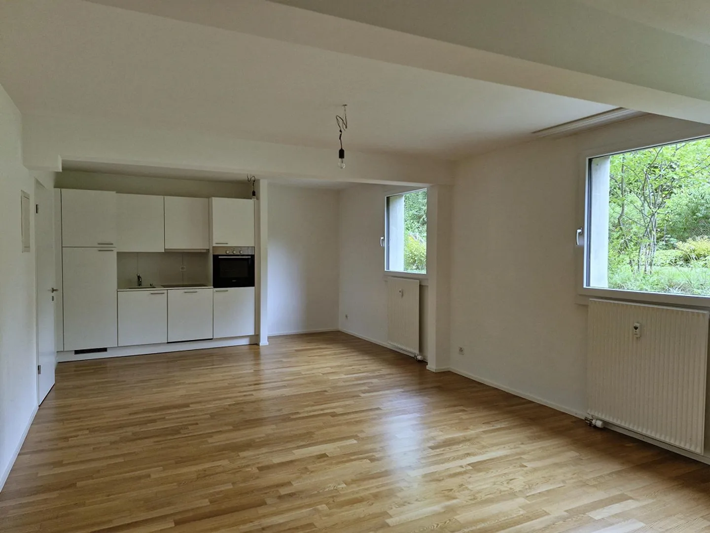 Modernes Studio Nähe Lange Erlen - Foto 1 von 5