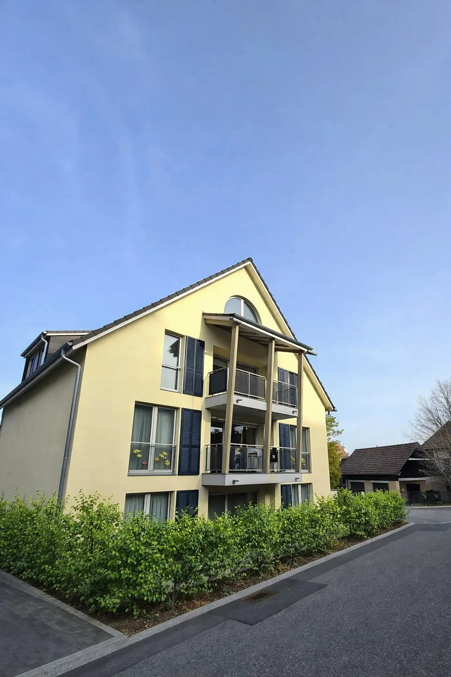 Exclusive 67m² apartment with two bathrooms and separate craft room - Photo 2 of 8