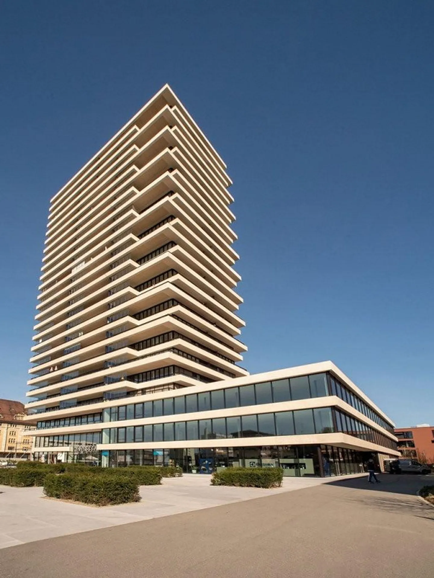 Appartamento in affitto - Foto 2 di 12