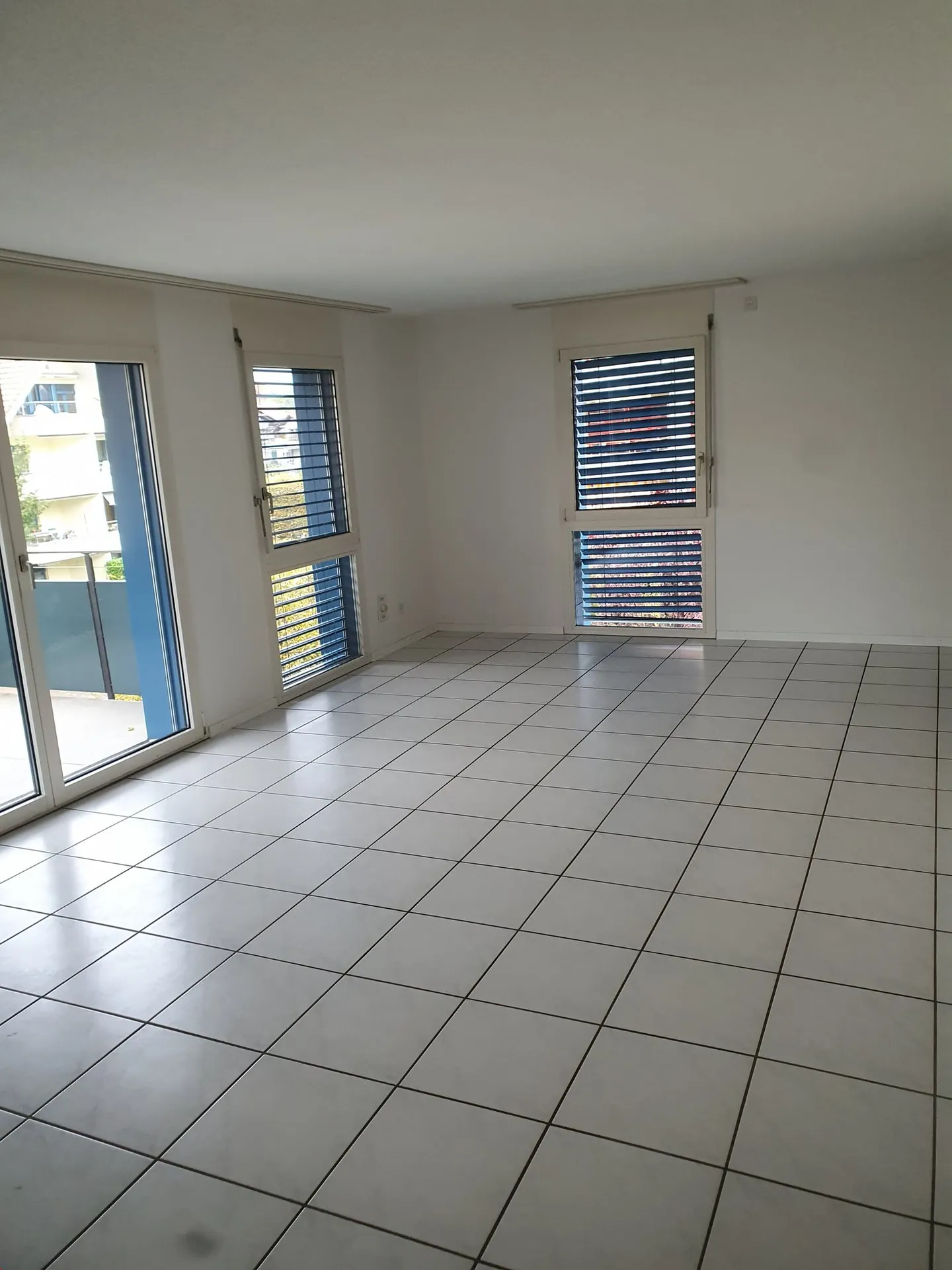 Helle 5 1/2-Zimmerwohnung, ideal für Familien - Foto 3 von 12