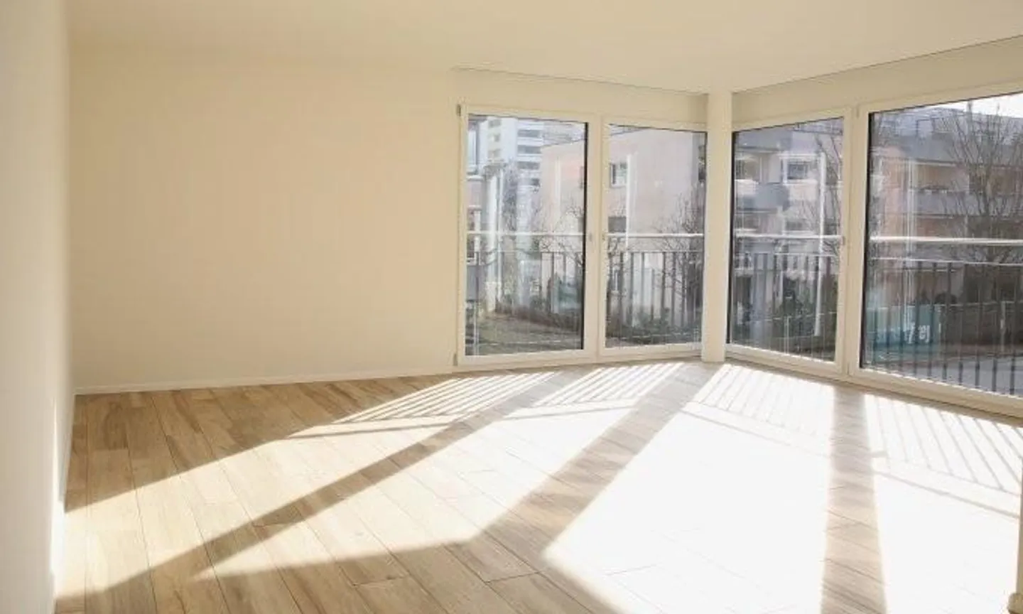 Appartement moderne avec buanderie privée - Photo 5 sur 9