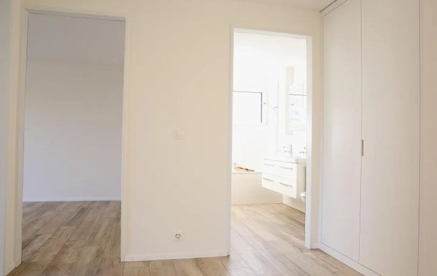 Appartement moderne avec buanderie privée - Photo 9 sur 9