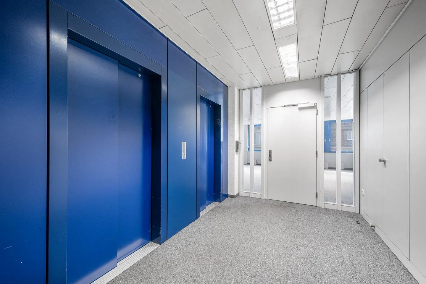 Votre lieu de travail parfait dans le district 3 (limité jusqu'au 31.03.2027) - Photo 2 sur 8