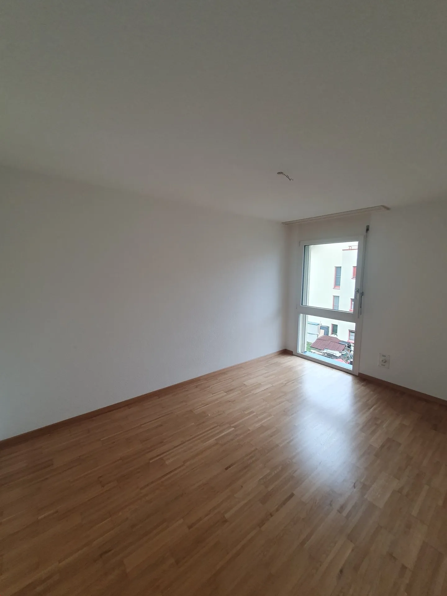 Helle 5 1/2-Zimmerwohnung, ideal für Familien - Foto 7 von 12